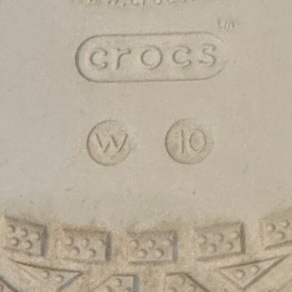 Crocs Women’s Size 10 White Flip Flops - Picture 5 of 7